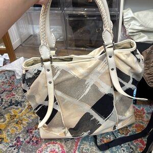 Burberry White Leather Canvas Tote
